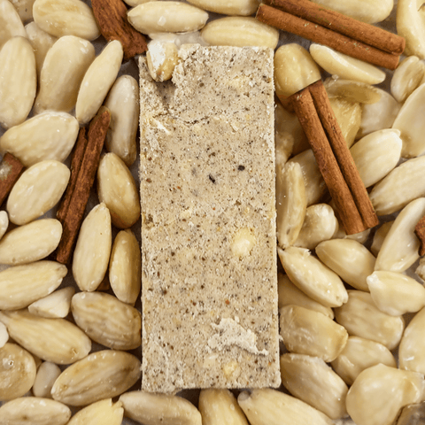 Barras Keto de MCT de Coco Orgánico (Almendra Tostada & Canela)