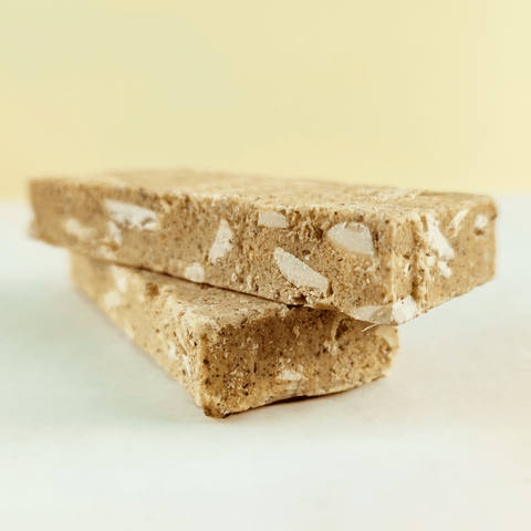 Barras Keto de MCT de Coco Orgánico (Almendra Tostada & Canela)